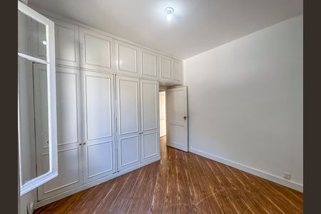 Apartamento à venda com 107m², 2 quartos e sem vagaQuarto 2