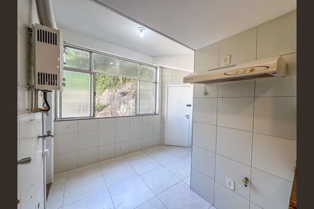 Apartamento à venda com 107m², 2 quartos e sem vagaÁrea de Serviço