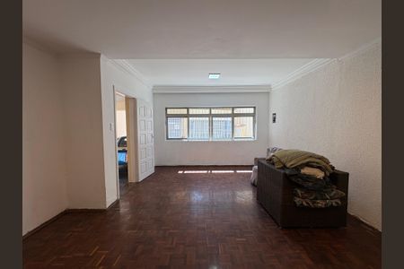 Casa para alugar com 146m², 3 quartos e 2 vagas Casa para alugar com 146m², 3 quartos e 2 vagasSala