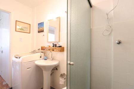 Apartamento à venda com 46m², 1 quarto e sem vagaBanheiro