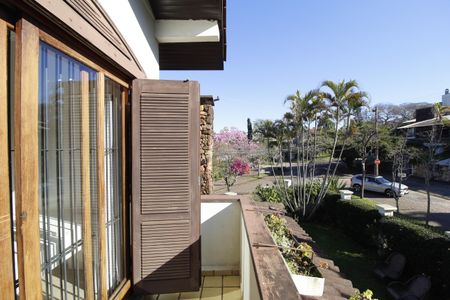 Casa à venda com 300m², 4 quartos e 2 vagasSacada Suíte 1