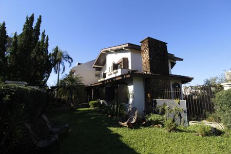 Casa à venda com 300m², 4 quartos e 2 vagasQuintal