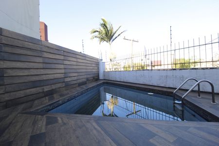 Casa à venda com 300m², 4 quartos e 2 vagasPiscina