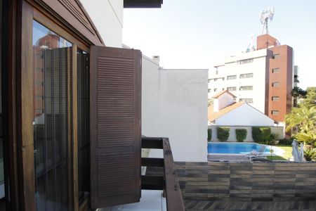 Casa à venda com 300m², 4 quartos e 2 vagasSacada Suíte 3