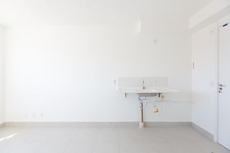 Apartamento à venda com 32m², 2 quartos e sem vaga Apartamento à venda com 32m², 2 quartos e sem vagaCozinha e Área de Serviço