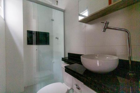 Apartamento para alugar com 50m², 2 quartos e sem vagaBanheiro