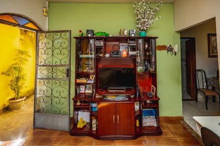 Sala de casa para alugar com 2 quartos, 180m² em Canaa, Belo Horizonte