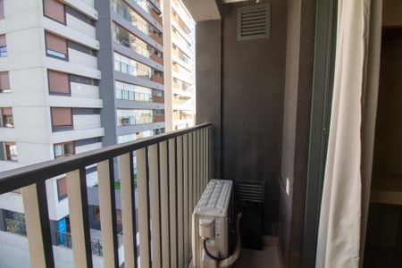 Studio à venda com 24m², 1 quarto e sem vaga Studio à venda com 24m², 1 quarto e sem vagaVaranda do Studio