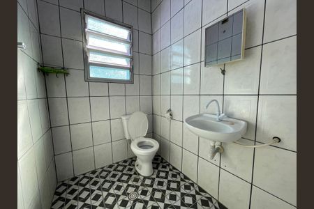 Banheiro de casa para alugar com 1 quarto, 50m² em Jaguaré, São Paulo