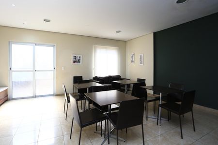 Apartamento à venda com 72m², 2 quartos e 2 vagas Apartamento à venda com 72m², 2 quartos e 2 vagasÁrea comum - Salão de festas