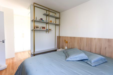 Apartamento à venda com 72m², 2 quartos e 2 vagas Apartamento à venda com 72m², 2 quartos e 2 vagasSuíte