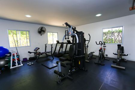 Apartamento à venda com 72m², 2 quartos e 2 vagas Apartamento à venda com 72m², 2 quartos e 2 vagasÁrea comum - Academia