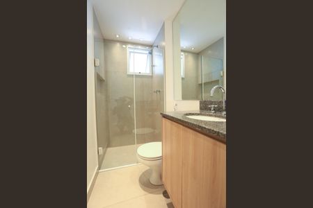 Apartamento à venda com 72m², 2 quartos e 2 vagas Apartamento à venda com 72m², 2 quartos e 2 vagasBanheiro