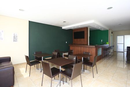Apartamento à venda com 72m², 2 quartos e 2 vagas Apartamento à venda com 72m², 2 quartos e 2 vagasÁrea comum - Salão de festas