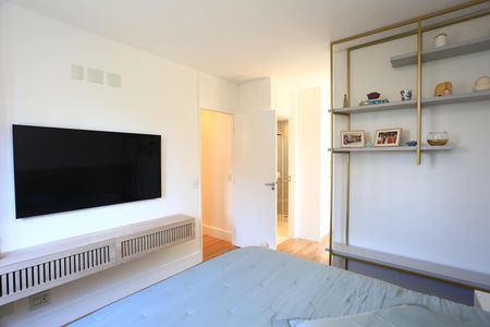 Apartamento à venda com 72m², 2 quartos e 2 vagas Apartamento à venda com 72m², 2 quartos e 2 vagasSuíte