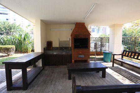 Apartamento à venda com 72m², 2 quartos e 2 vagas Apartamento à venda com 72m², 2 quartos e 2 vagasÁrea comum - Churrasqueira