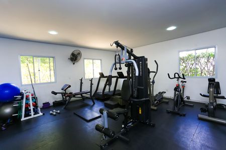 Apartamento à venda com 72m², 2 quartos e 2 vagas Apartamento à venda com 72m², 2 quartos e 2 vagasÁrea comum - Academia