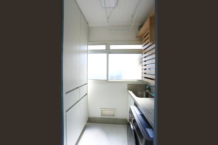 Apartamento à venda com 72m², 2 quartos e 2 vagas Apartamento à venda com 72m², 2 quartos e 2 vagasÁrea de Serviço