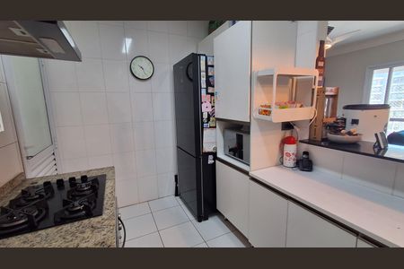 Apartamento à venda com 96m², 3 quartos e 2 vagas Apartamento à venda com 96m², 3 quartos e 2 vagasCozinha