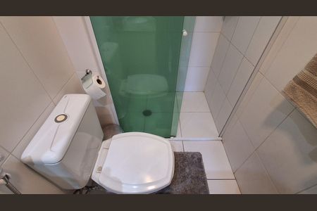 Apartamento à venda com 96m², 3 quartos e 2 vagas Apartamento à venda com 96m², 3 quartos e 2 vagasBanheiro Social
