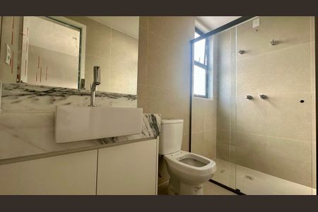 Apartamento à venda com 71m², 2 quartos e 2 vagas Apartamento à venda com 71m², 2 quartos e 2 vagasBanheiro Suíte