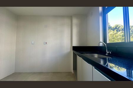 Apartamento à venda com 71m², 2 quartos e 2 vagas Apartamento à venda com 71m², 2 quartos e 2 vagasCozinha