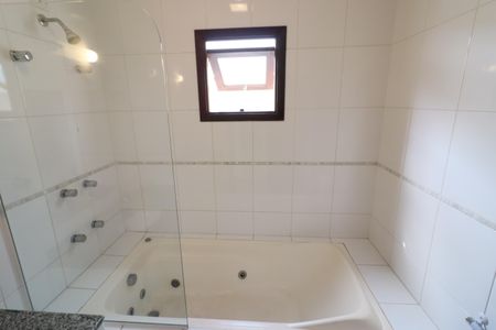 Casa à venda com 168m², 3 quartos e 4 vagasBanheiro da Suíte 