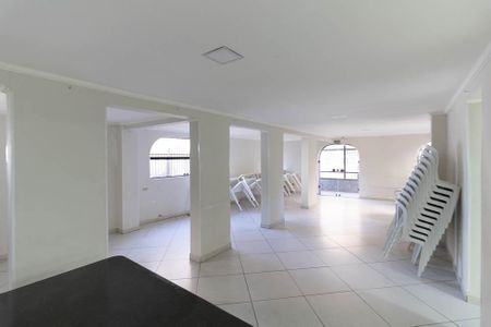 Apartamento à venda com 62m², 3 quartos e 1 vaga Apartamento à venda com 62m², 3 quartos e 1 vagaÁrea comum - Salão de festas