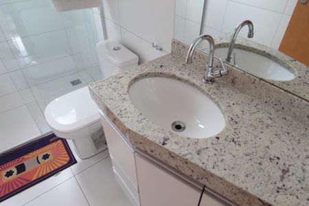 Apartamento à venda com 63m², 3 quartos e 1 vagaBanheiro Social