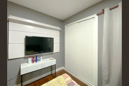 Apartamento à venda com 135m², 4 quartos e 1 vaga Apartamento à venda com 135m², 4 quartos e 1 vagaQuarto 3