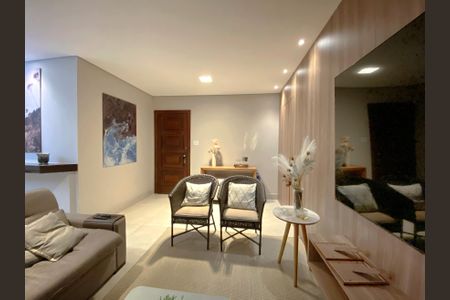 Apartamento à venda com 135m², 4 quartos e 1 vaga Apartamento à venda com 135m², 4 quartos e 1 vagaSala de Estar