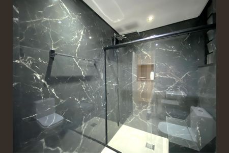 Apartamento à venda com 135m², 4 quartos e 1 vaga Apartamento à venda com 135m², 4 quartos e 1 vagaBanheiro