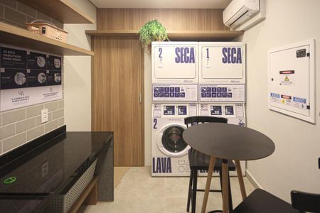 Apartamento para alugar com 39m², 1 quarto e sem vaga Apartamento para alugar com 39m², 1 quarto e sem vagaLavanderia