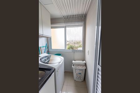 Apartamento à venda com 67m², 3 quartos e 1 vaga Apartamento à venda com 67m², 3 quartos e 1 vagaÁrea de serviço