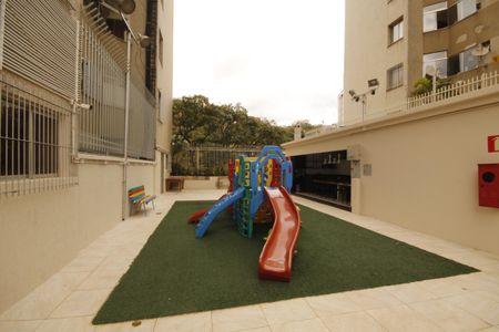 Apartamento à venda com 70m², 2 quartos e 1 vagaÁrea comum - Playground