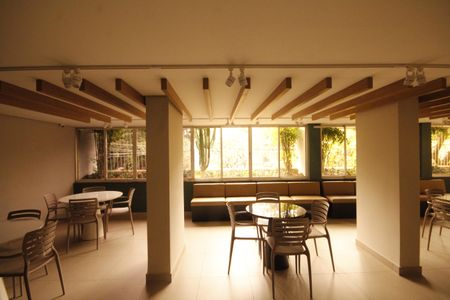 Apartamento à venda com 70m², 2 quartos e 1 vagaÁrea comum - Salão de festas