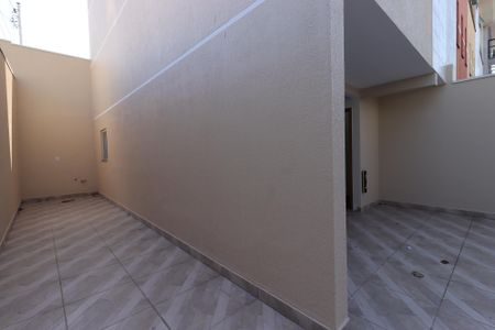 Casa à venda com 104m², 2 quartos e 3 vagasQuintal