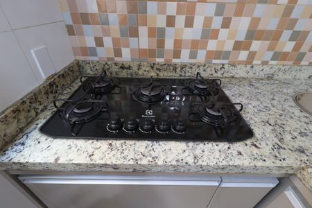 Casa à venda com 104m², 2 quartos e 3 vagasCozinha - Cooktop