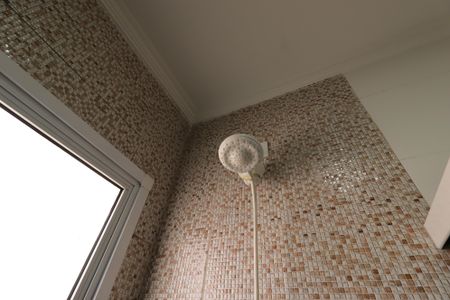 Casa à venda com 104m², 2 quartos e 3 vagasBanheiro Social - Chuveiro