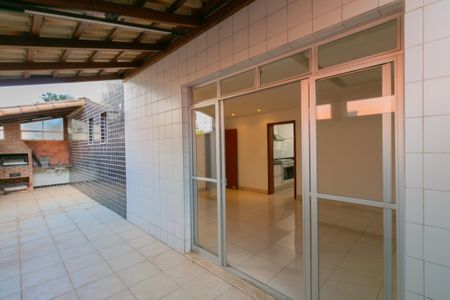 Apartamento à venda com 116m², 3 quartos e 2 vagas Apartamento à venda com 116m², 3 quartos e 2 vagasEspaço Gourmet