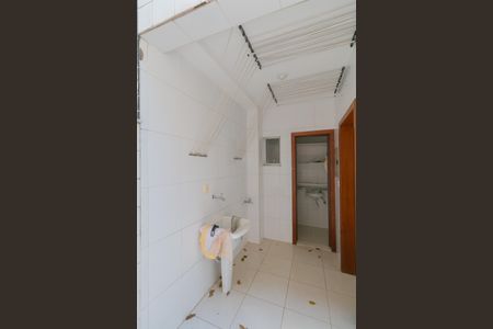 Apartamento à venda com 116m², 3 quartos e 2 vagas Apartamento à venda com 116m², 3 quartos e 2 vagasÁrea de Serviço