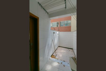 Apartamento à venda com 116m², 3 quartos e 2 vagas Apartamento à venda com 116m², 3 quartos e 2 vagasÁrea de Serviço