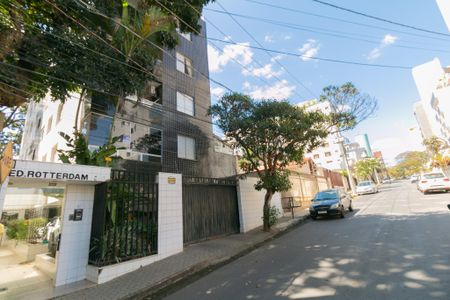 Apartamento à venda com 116m², 3 quartos e 2 vagas Apartamento à venda com 116m², 3 quartos e 2 vagasFachada