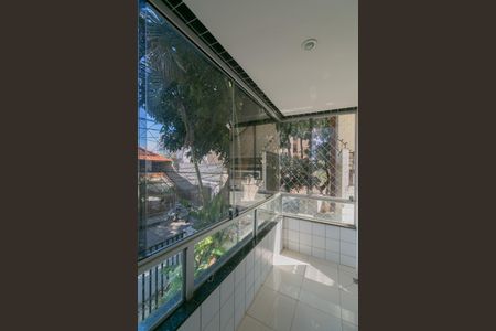 Apartamento à venda com 116m², 3 quartos e 2 vagas Apartamento à venda com 116m², 3 quartos e 2 vagasVaranda do Quarto 2