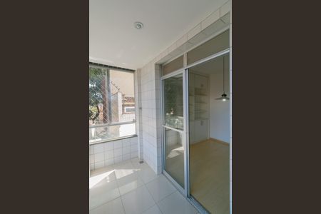 Apartamento à venda com 116m², 3 quartos e 2 vagas Apartamento à venda com 116m², 3 quartos e 2 vagasQuarto 2