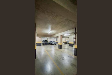 Apartamento à venda com 145m², 4 quartos e 3 vagas Apartamento à venda com 145m², 4 quartos e 3 vagasGaragem