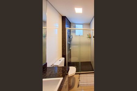 Apartamento à venda com 145m², 4 quartos e 3 vagas Apartamento à venda com 145m², 4 quartos e 3 vagasBanheiro da Suíte 2