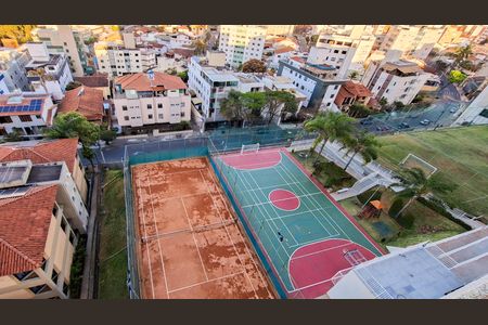 Apartamento à venda com 145m², 4 quartos e 3 vagas Apartamento à venda com 145m², 4 quartos e 3 vagasQuadra