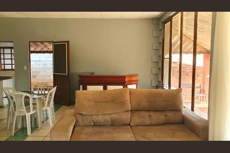 Sala de casa para alugar com 3 quartos, 240m² em Parque da Represa, Paulínia