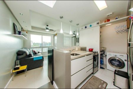 Sala/Cozinha de apartamento para alugar com 1 quarto, 37m² em Três Figueiras, Porto Alegre